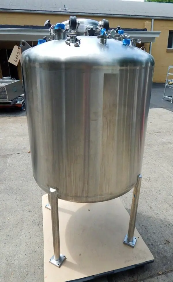 250 gallon T&C Stainless, tank, all 316L SS - Image 3