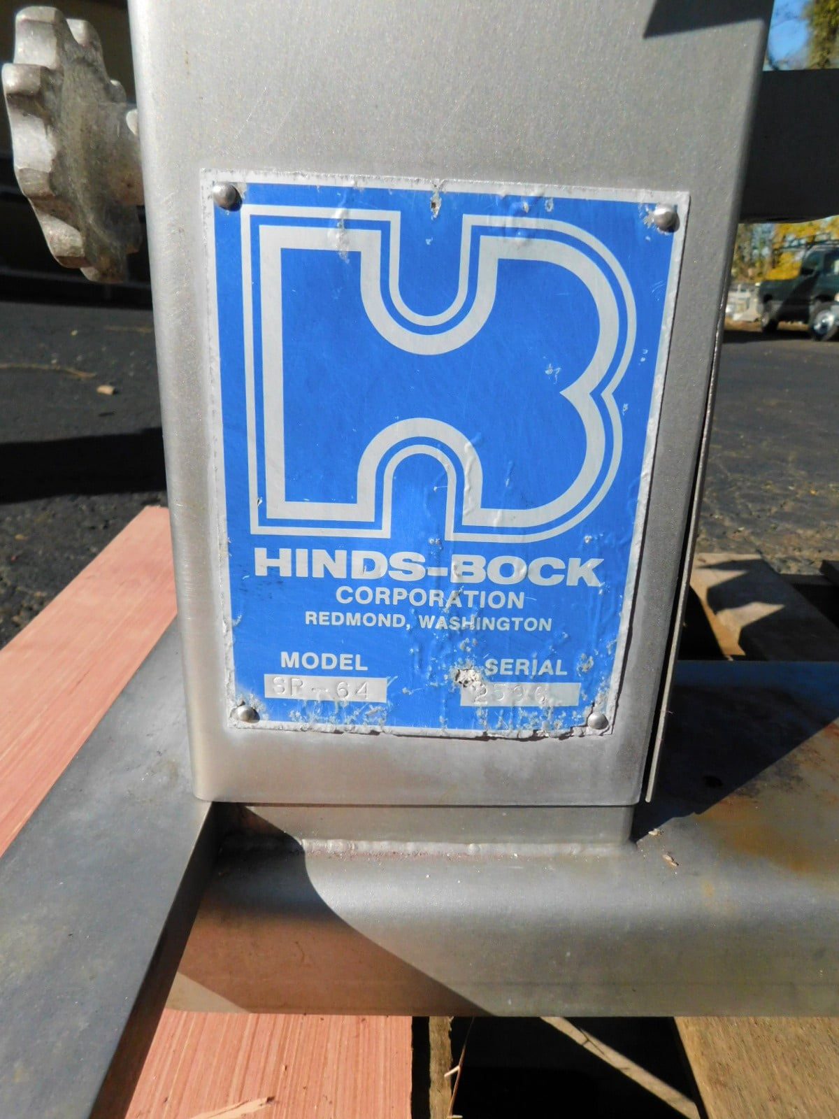 Hinds Bock, Single piston filler model SP64 Schier Dairy Equipment